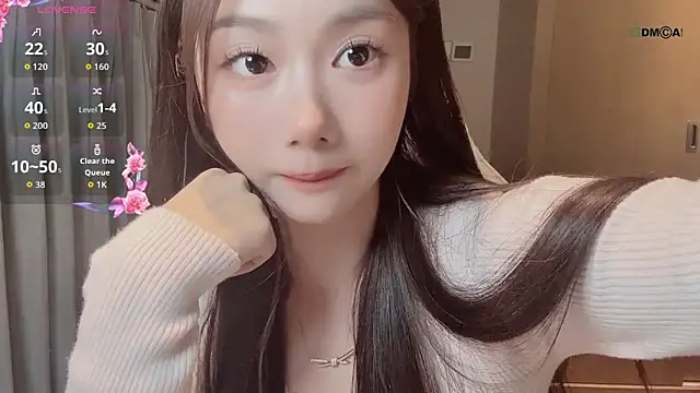 Snapshot of Makinghappymyself_ chatting on November 2025 01:55:02 PM Makinghappymyself online show from November 2025 01:55:02 PM