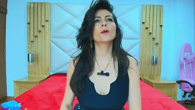 Snapshot of allie_pearl chatting on November 2025 12:00:02 PM allie pearl online show from November 2025 12:00:02 PM