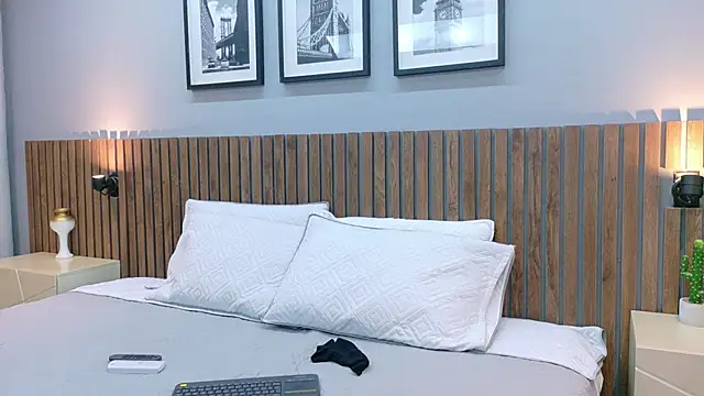 Snapshot of luna_roja25 chatting on November 2025 01:34:01 PM luna roja25 online show from November 2025 01:34:01 PM