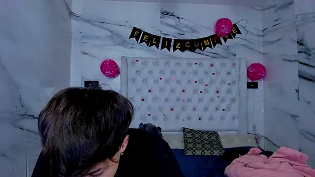 Ari and Storm online show from March 2026 01:40:02 PM