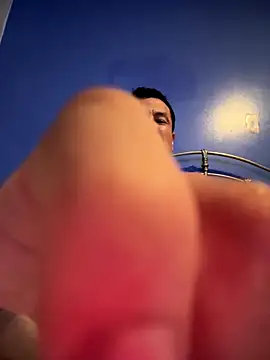 Snapshot of stevo170t chatting on November 2025 10:37:01 PM stevo170t online show from November 2025 10:37:01 PM