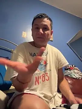 Snapshot of stevo170t chatting on November 2025 11:23:02 AM stevo170t online show from November 2025 11:23:02 AM