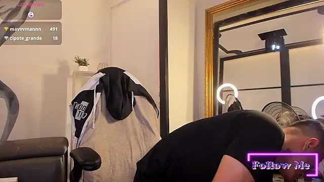 LiamDeep online show from November 2025 03:49:01 PM