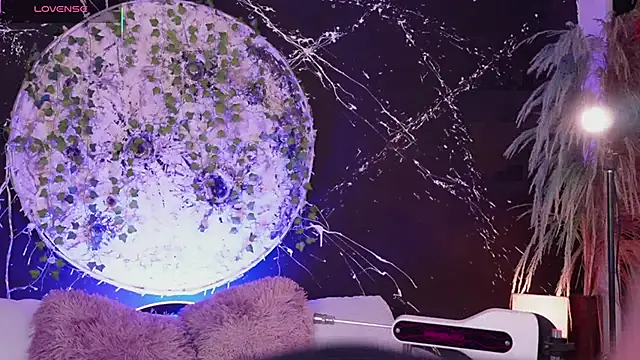 LiamDeep online show from December 2025 06:48:01 PM