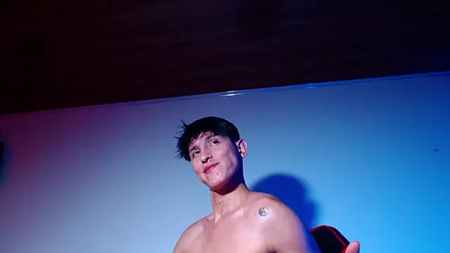 rowanbigboy23 online show from November 2025 11:54:02 AM