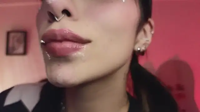 Hollyxx  online show from April 2026 02:57:01 AM