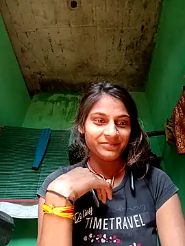 Snapshot of Jyoti_thakurr chatting on November 2025 07:20:02 AM Jyoti thakurr online show from November 2025 07:20:02 AM