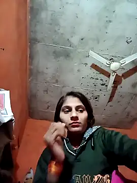 Snapshot of Jyoti_thakurr chatting on November 2025 04:17:01 PM Jyoti thakurr online show from November 2025 04:17:01 PM