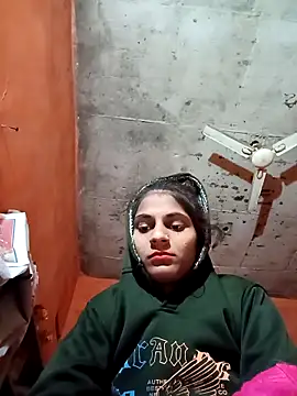 Snapshot of Jyoti_thakurr chatting on November 2025 05:44:02 PM Jyoti thakurr online show from November 2025 05:44:02 PM