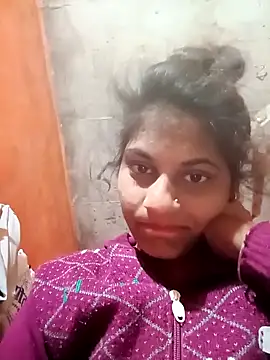 Snapshot of Jyoti_thakurr chatting on November 2025 12:43:02 AM Jyoti thakurr online show from November 2025 12:43:02 AM