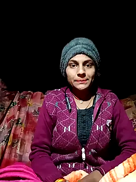 Snapshot of Jyoti_thakurr chatting on November 2025 09:57:02 PM Jyoti thakurr online show from November 2025 09:57:02 PM