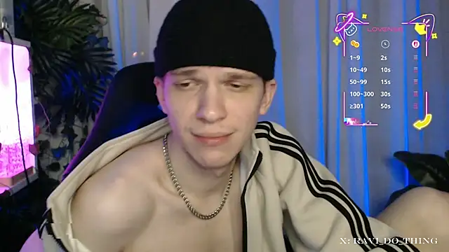 Snapshot of frozen_boy chatting on November 2025 12:27:01 AM frozen boy online show from November 2025 12:27:01 AM