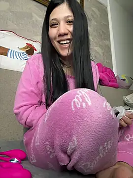 Snapshot of PrincessYYara chatting on April 2026 08:02:02 PM PrincessYYara online show from April 2026 08:02:02 PM