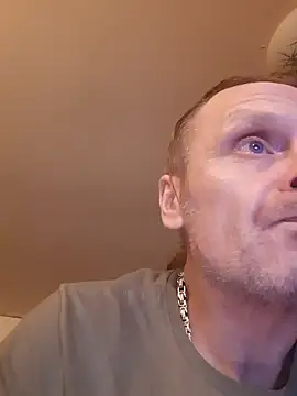 Kuba Gd online show from February 2025 06:40:02 PM