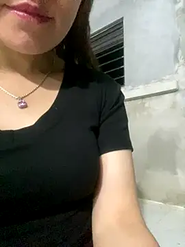 Snapshot of Pyy07 chatting on October 2025 01:12:02 PM Pyy07 online show from October 2025 01:12:02 PM