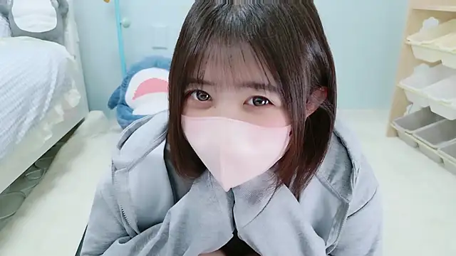 Snapshot of Hinata_Sun chatting on November 2025 11:43:01 AM Hinata Sun online show from November 2025 11:43:01 AM