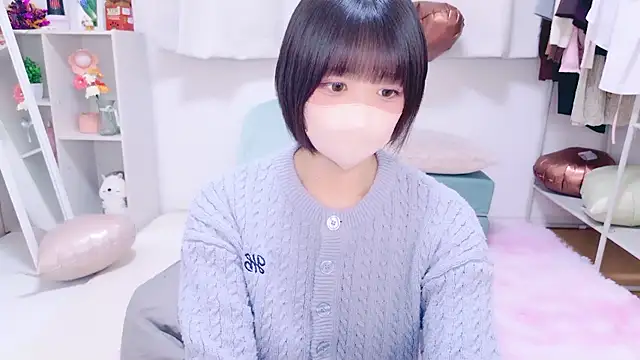 Hinata Sun online show from February 2026 03:41:02 PM