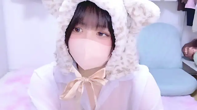 Hinata Sun online show from March 2026 08:35:02 PM