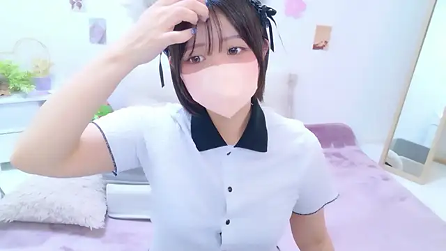 Hinata Sun online show from June 2026 03:47:01 PM