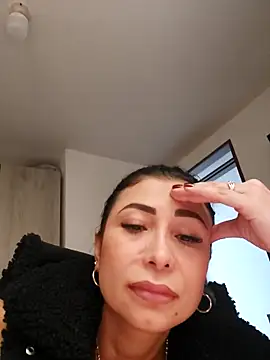 mia mancinii online show from February 2026 05:53:02 PM