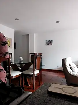 mia mancinii online show from February 2026 03:42:02 PM