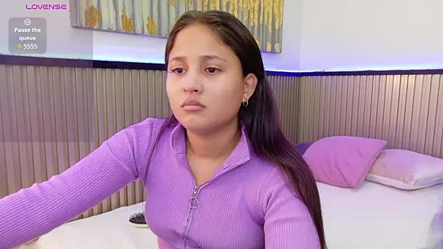 Snapshot of Laly_Cherry_ chatting on December 2025 12:53:02 PM Laly Cherry online show from December 2025 12:53:02 PM