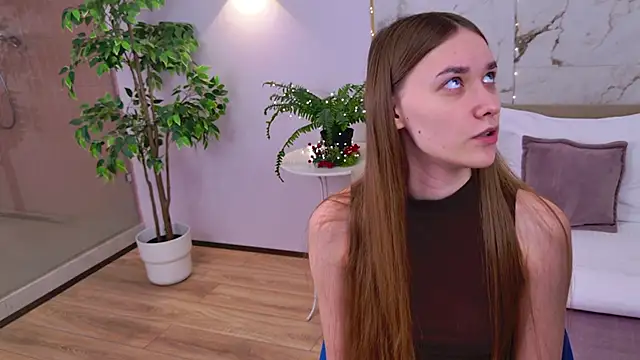 AmadaReine online show from December 2025 04:14:01 PM