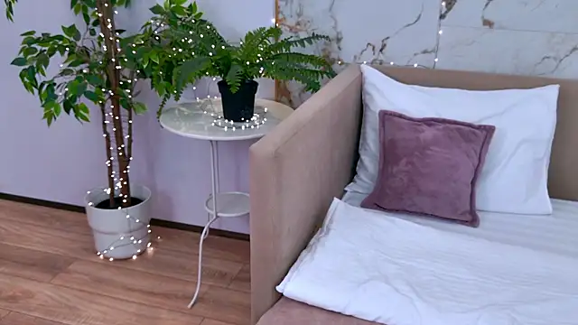 AmadaReine online show from January 2026 04:11:02 PM