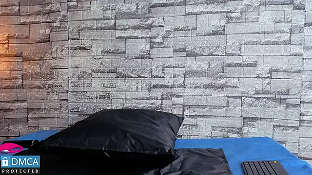 Kiara Zahiri   online show from November 2025 11:10:03 AM