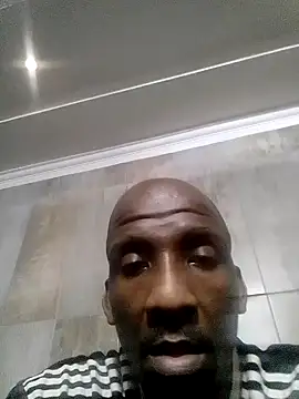 Snapshot of longdickson12345 chatting on October 2025 05:33:01 PM longdickson12345 online show from October 2025 05:33:01 PM