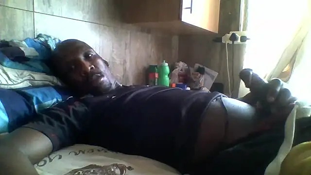 Snapshot of longdickson12345 chatting on October 2025 10:18:01 AM longdickson12345 online show from October 2025 10:18:01 AM