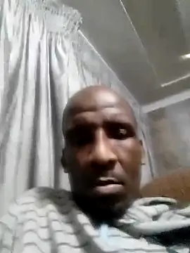 Snapshot of longdickson12345 chatting on November 2025 10:10:02 PM longdickson12345 online show from November 2025 10:10:02 PM