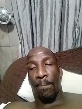 Snapshot of longdickson12345 chatting on December 2025 08:38:01 PM longdickson12345 online show from December 2025 08:38:01 PM