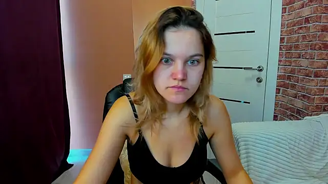 Snapshot of Hot___Jess chatting on October 2025 03:04:01 AM Hot Jess online show from October 2025 03:04:01 AM