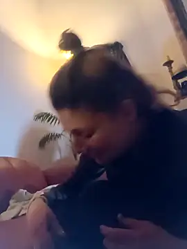 Snapshot of Marizoka chatting on October 2025 03:37:02 AM Marizoka online show from October 2025 03:37:02 AM