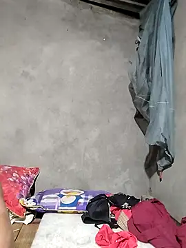 kute-00 online show from October 2025 01:35:02 PM