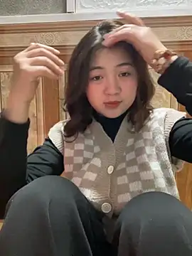 Snapshot of Lonnina chatting on November 2025 02:11:01 AM Lonnina online show from November 2025 02:11:01 AM