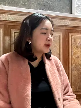 Snapshot of Lonnina chatting on November 2025 02:45:02 AM Lonnina online show from November 2025 02:45:02 AM