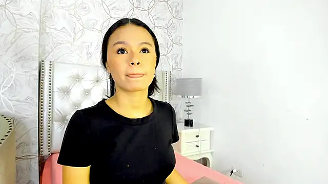 amara rousse online show from December 2025 11:15:01 AM