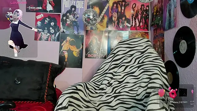 Snapshot of Avril_Maria chatting on October 2025 06:42:01 PM Avril Maria online show from October 2025 06:42:01 PM