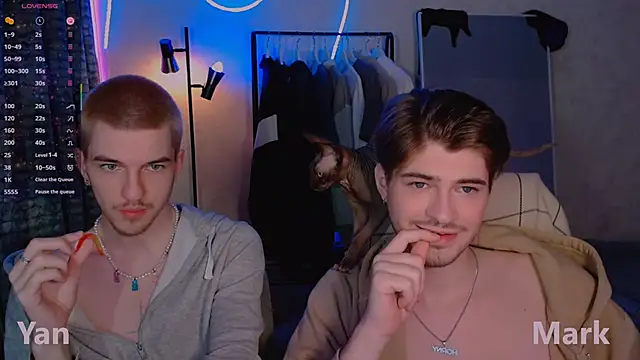 itsyanbb online show from November 2025 06:08:01 PM