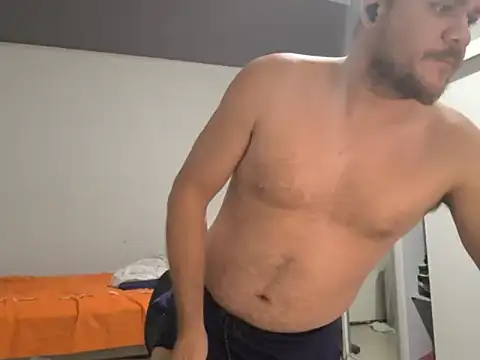 Miguelion2308 online show from June 2026 01:43:02 AM