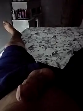 Snapshot of redah9898 chatting on October 2025 11:05:01 PM redah9898 online show from October 2025 11:05:01 PM