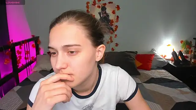 Alisa  Kelly online show from November 2025 01:26:02 AM