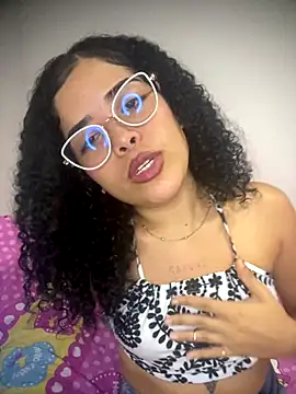 Snapshot of KarimAnxiex chatting on September 2025 05:18:01 AM KarimAnxiex online show from September 2025 05:18:01 AM