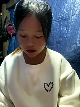 Snapshot of O_o_UwU_o_O chatting on September 2025 02:49:01 AM O o UwU o O online show from September 2025 02:49:01 AM