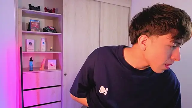 onlinenico online show from September 2025 07:05:01 PM