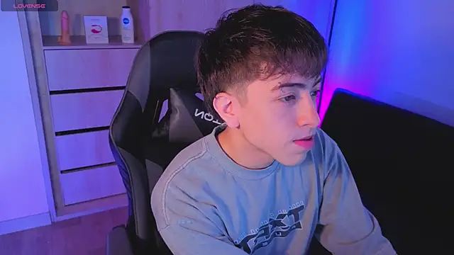 onlinenico online show from October 2025 08:03:02 PM