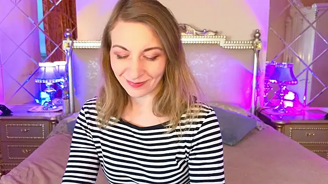 Snapshot of Katherine_Loveau chatting on November 2025 04:34:02 AM Katherine Loveau online show from November 2025 04:34:02 AM