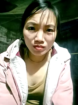 ngan-cute online show from November 2025 12:30:01 AM